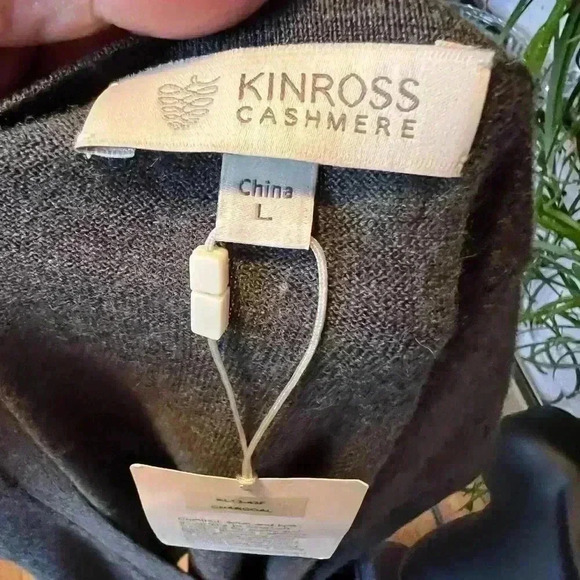 Kinross Cashmere Charcoal Solid Scottish Tank Womens Sz L Style KL13-43F - Picture 5 of 6